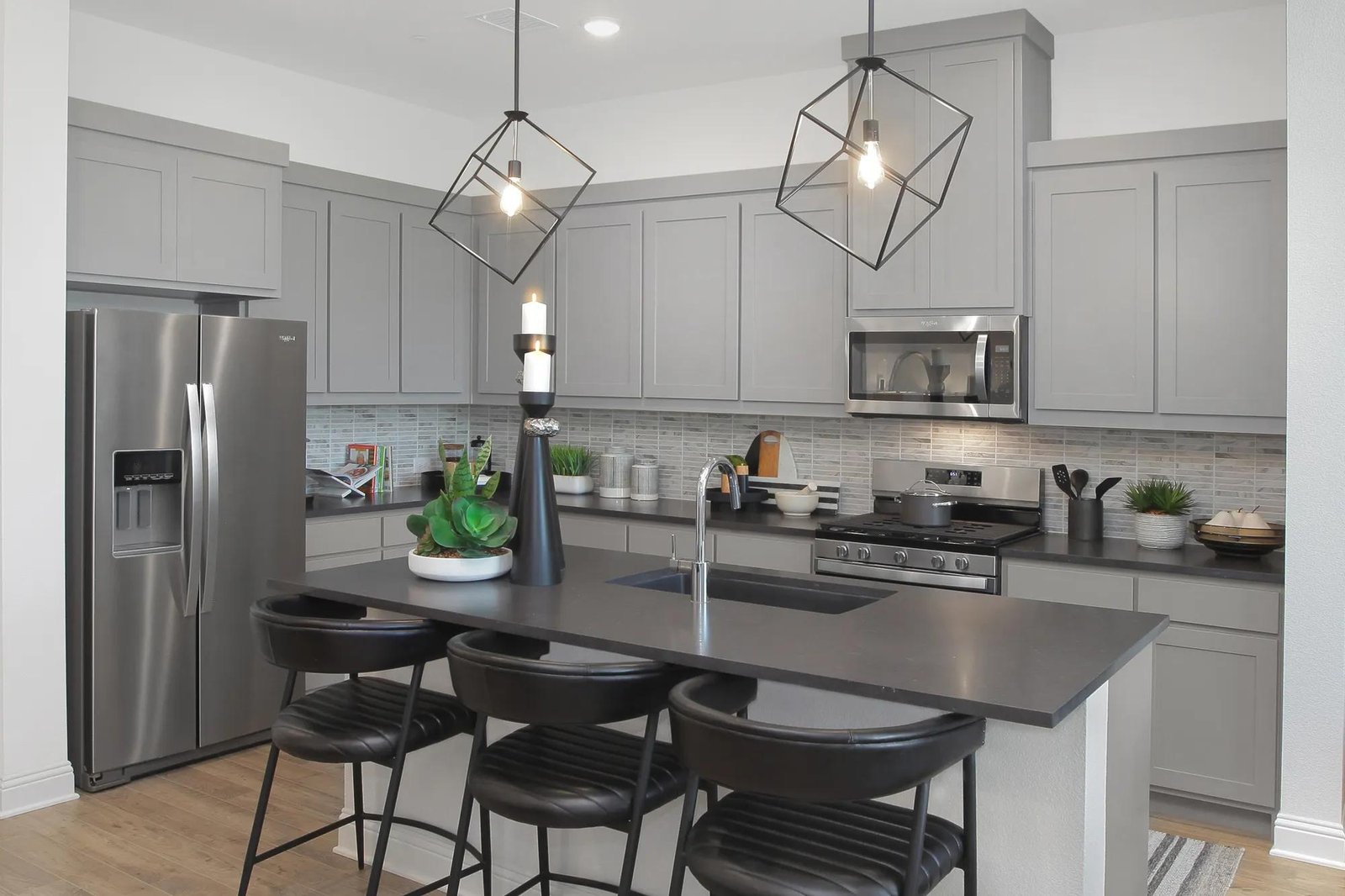 CHCT-0002-C1_Harlan-A_Kitchen-05 (1)