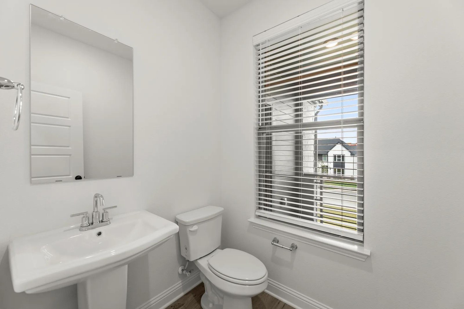 CHCT-0007-E2_RUTHERFORD-A_Powder-Bath